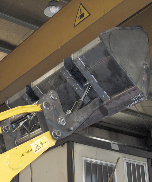 Benna Pala Alto Ribaltamento per Terne